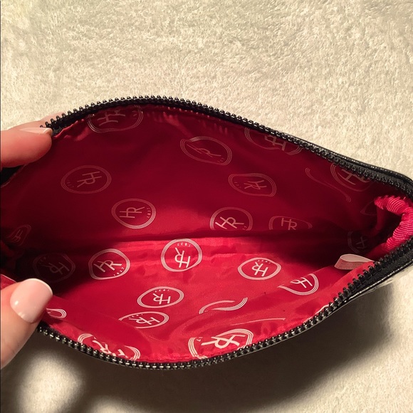 Holt Renfrew makeupbag - Picture 3 of 3